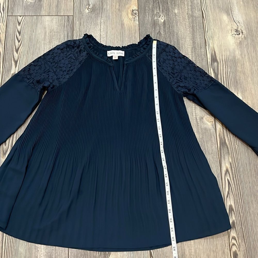 Knox Rose Blouse - Picture 8 of 8